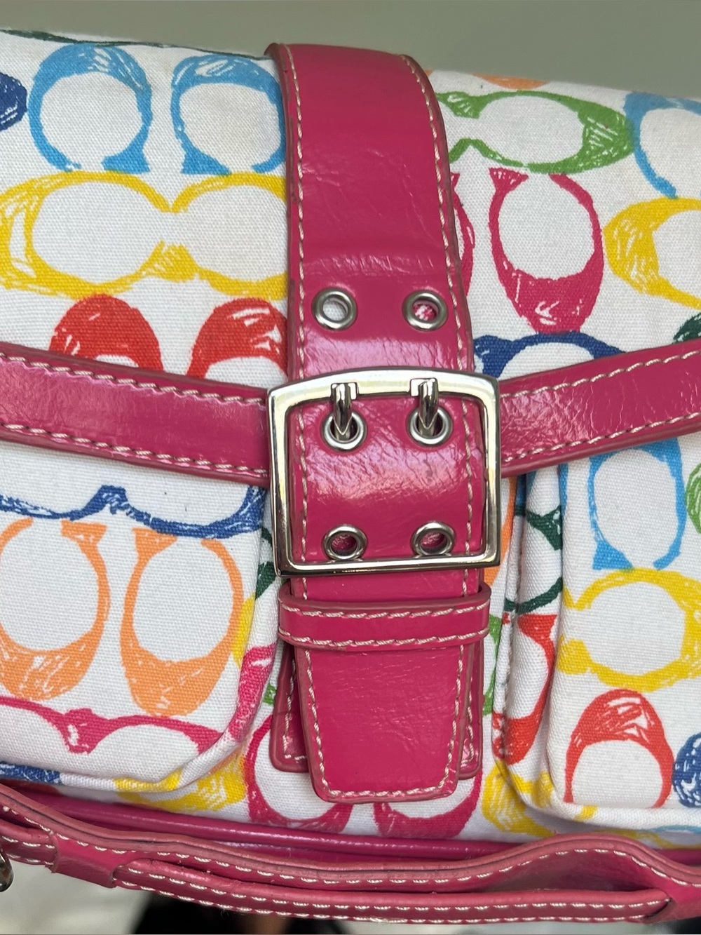 COACH SCRIBBLE y2K Multicolor Canvas Shoulder Bag with Pink Trim